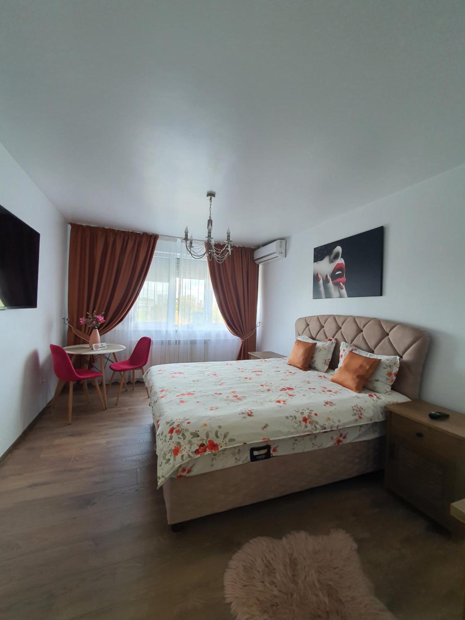 Chic Apartment- Place To Remember Галац Екстер'єр фото